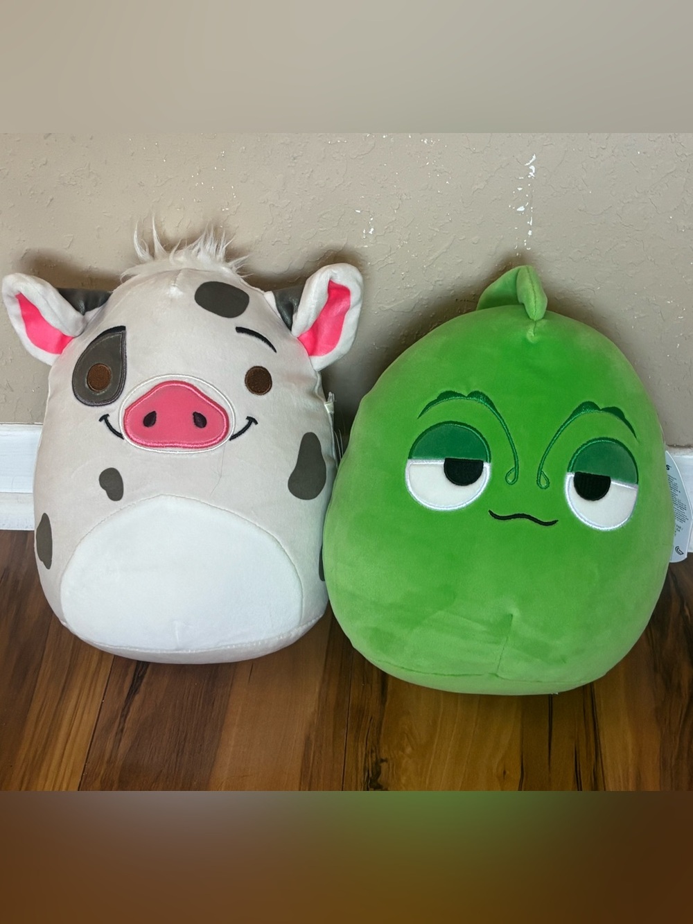 2 Disney Squishmallows  Plush Pillow Pascal and Púa